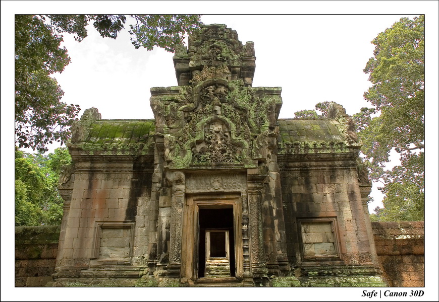 2006 - 07 - Temple angkor - Thommanom 05